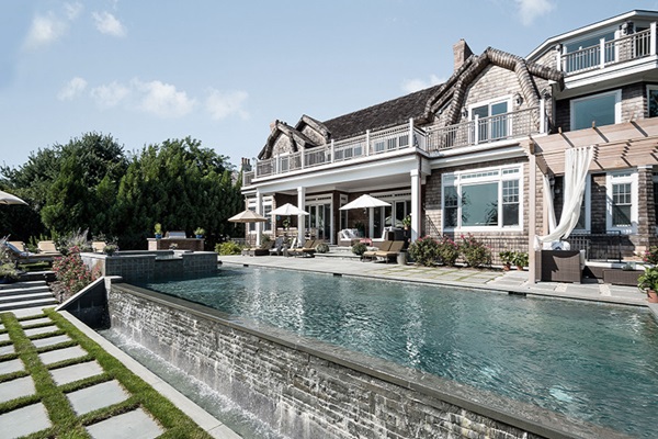 Hamptons luxury real estate